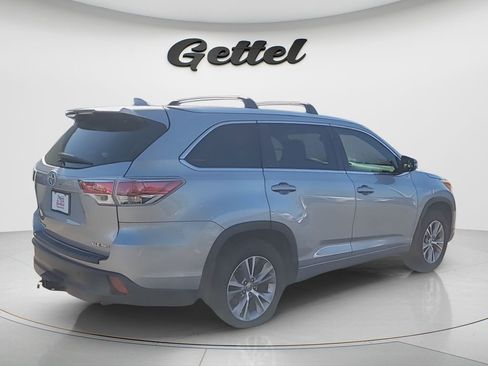 Used 2015 Toyota Highlander XLE image 5