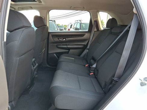 Used 2024 Honda CR-V EX image 11