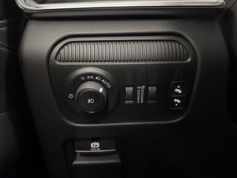 Used 2023 Jeep Grand Wagoneer Series II w/ Flexible Seating Group AWD/4WD image 47