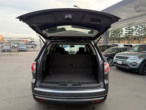 Used 2014 GMC Acadia SLE image 25