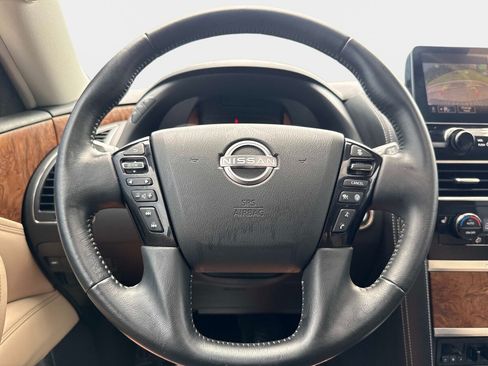 Used 2022 Nissan Armada SL w/ Captain's Chairs Package AWD/4WD image 24
