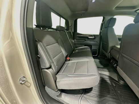 New 2026 GMC Sierra 1500 SLE w/ Preferred Package RWD image 27