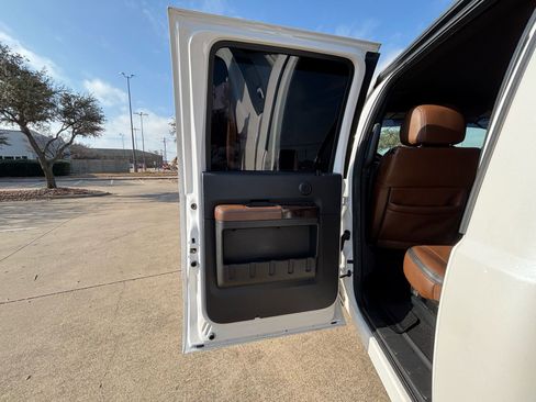 Used 2016 Ford F250 Platinum w/ FX4 Off-Road Package image 21