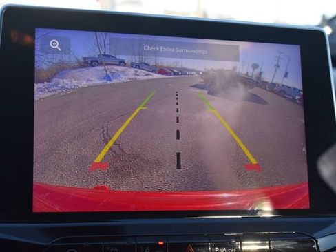 Used 2025 Jeep Compass Trailhawk image 32