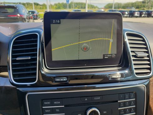 Used 2018 Mercedes-Benz GLE 350 4MATIC image 25