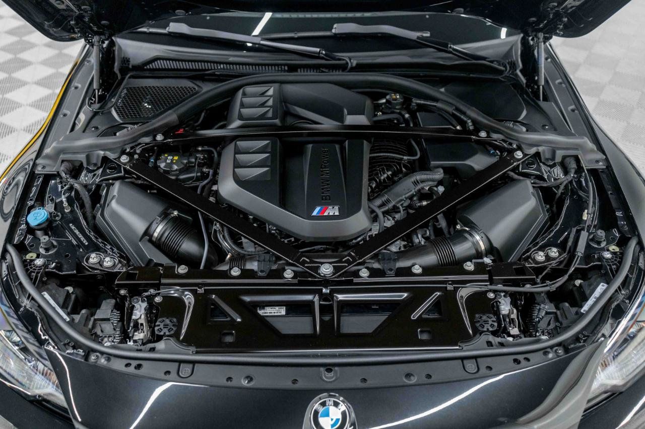 Used 2025 BMW M2 w/ Lighting Package RWD image 91