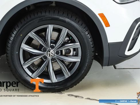 Used 2022 Volkswagen Tiguan SE w/ Panoramic Sunroof Package AWD/4WD image 53