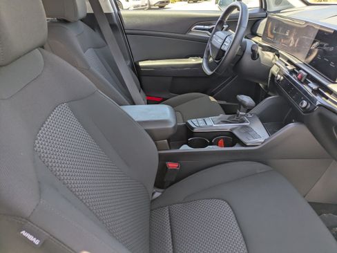 Certified 2026 Kia Sportage LX FWD image 12