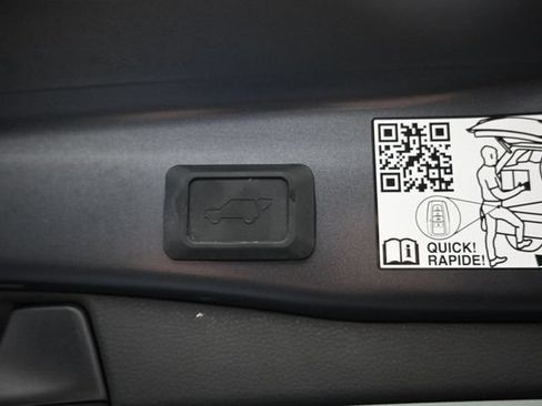 Used 2024 Toyota RAV4 Limited w/ Advanced Technology Package AWD/4WD image 30