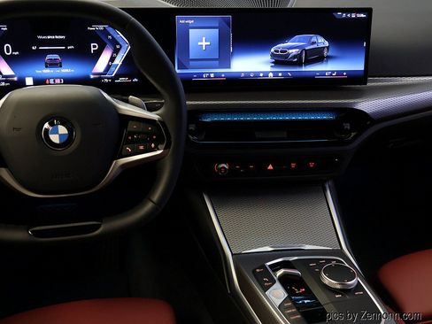 Certified 2025 BMW 330i xDrive Sedan AWD/4WD image 16