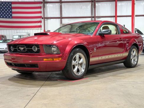 Used 2007 Ford Mustang Coupe RWD image 1