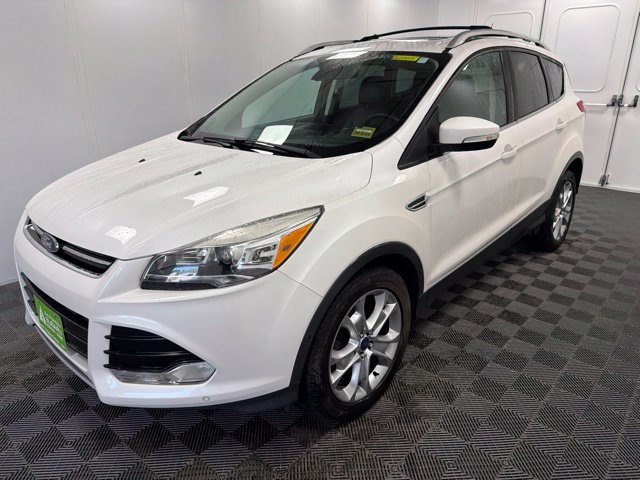 Used 2016 Ford Escape Titanium w/ Equipment Group 301A AWD/4WD image 3