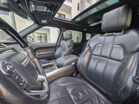 Used 2016 Land Rover Range Rover Sport HSE image 18