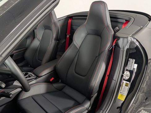 Certified 2026 Porsche 911 Carrera T RWD image 5