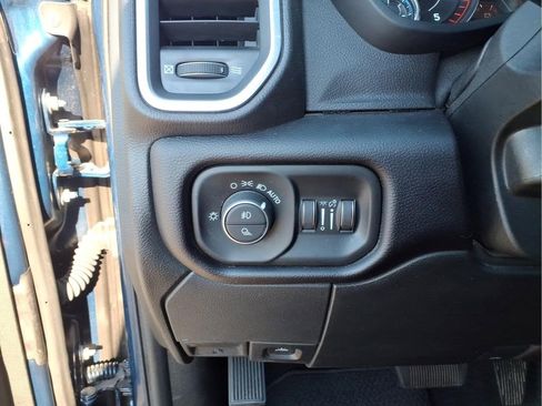 Used 2022 RAM 2500 Laramie AWD/4WD image 22
