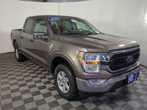 Used 2022 Ford F150 XLT image 2