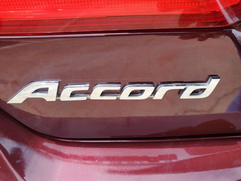 Used 2015 Honda Accord Sport image 12