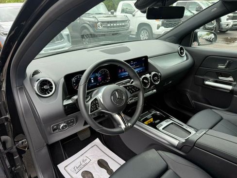 Used 2025 Mercedes-Benz GLA 250 image 3