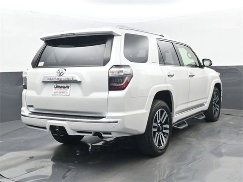 Used 2024 Toyota 4Runner Limited image 21