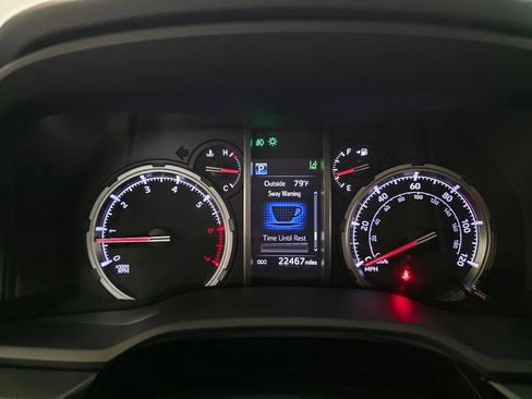 Used 2022 Toyota 4Runner TRD Off-Road AWD/4WD image 20