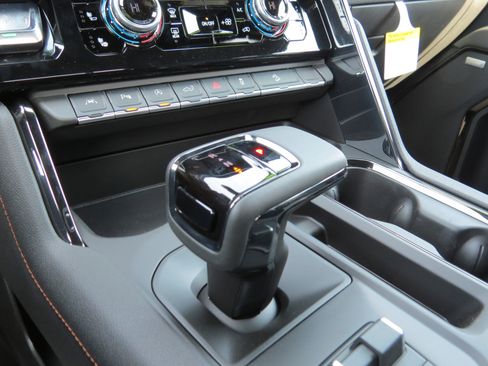 New 2026 GMC Sierra 1500 AT4 w/ AT4 Premium Package image 60