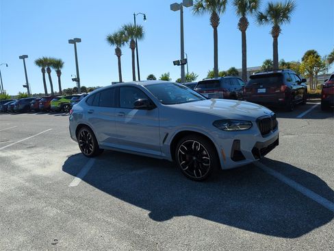 Used 2024 BMW X4 M40i image 2
