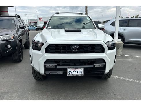 Used 2026 Toyota 4Runner TRD Sport Premium w/ Tow Technology Package AWD/4WD image 3