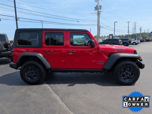 Used 2023 Jeep Wrangler Unlimited w/ Convenience Group AWD/4WD image 3