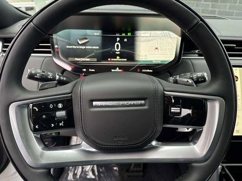 New 2025 Land Rover Range Rover SE image 26