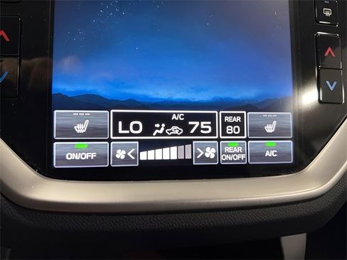 Used 2024 Subaru Ascent Premium w/ Convenience Package image 21