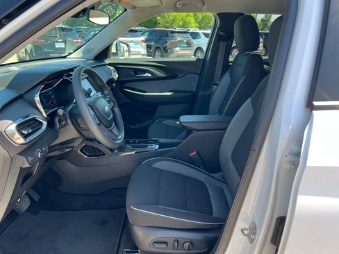 Certified 2023 Chevrolet TrailBlazer LT AWD/4WD image 5