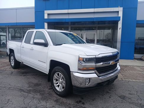Used 2017 Chevrolet Silverado 1500 LT w/ All Star Edition image 10