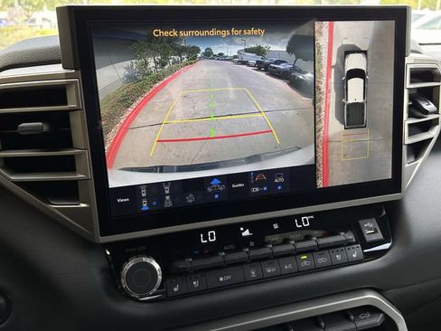 Used 2025 Toyota Tundra Limited image 18