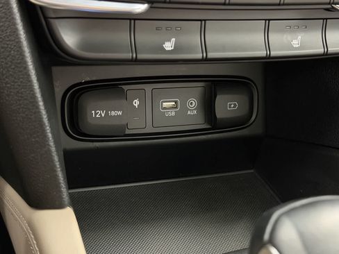 Used 2020 Hyundai Santa Fe SEL w/ Convenience + Premium Package AWD/4WD image 24