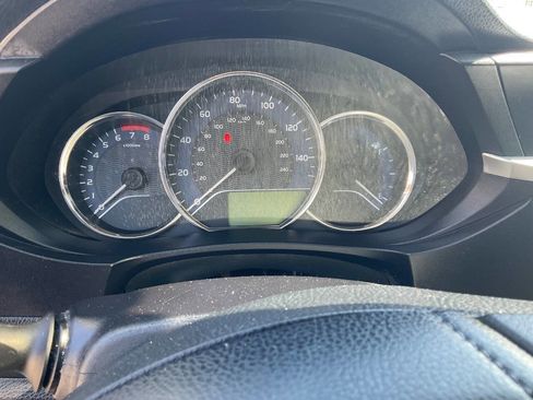 Used 2014 Toyota Corolla LE FWD image 17