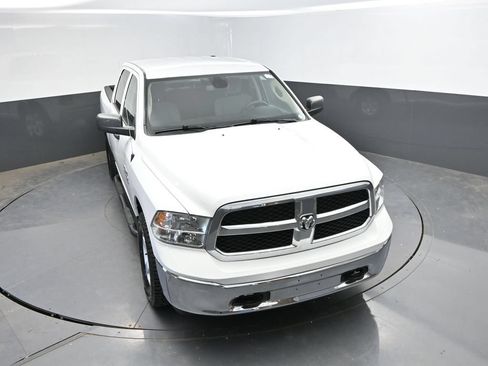 Used 2022 RAM 1500 Classic SLT AWD/4WD image 28