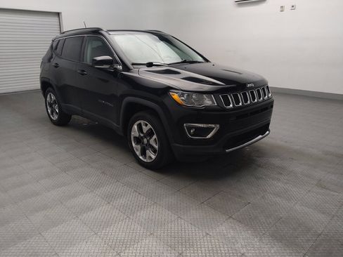 Used 2018 Jeep Compass Limited w/ Navigation Group AWD/4WD image 13