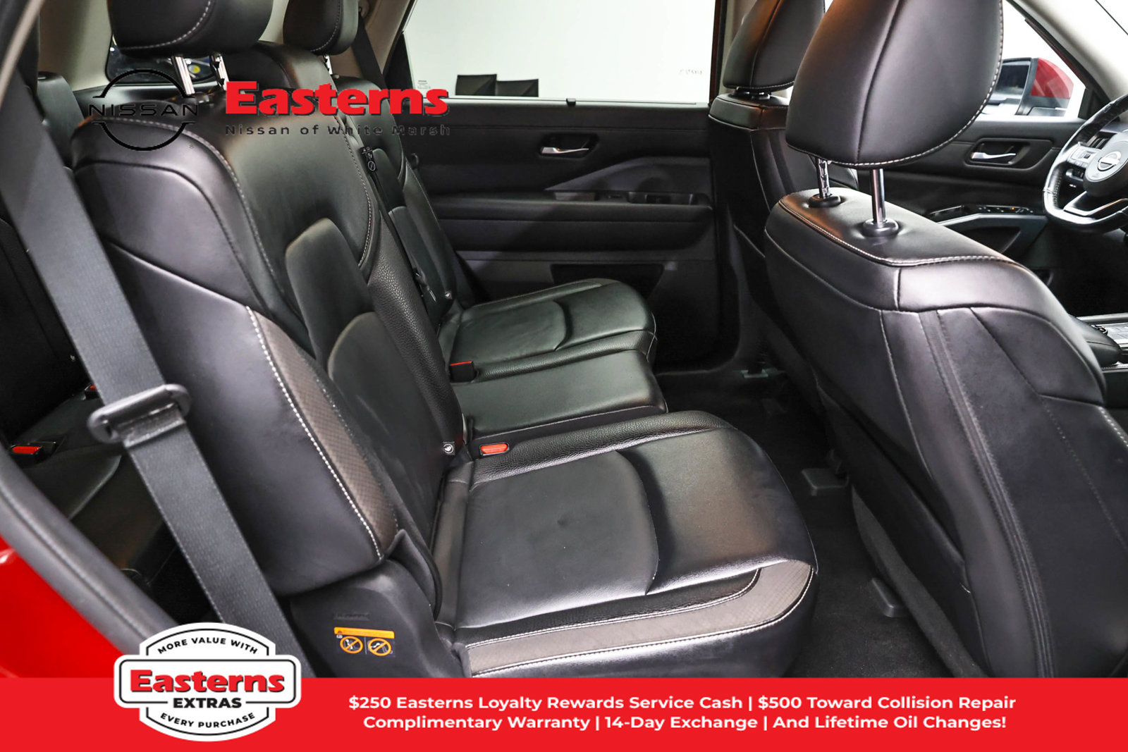 Used 2023 Nissan Pathfinder SL w/ Lighting Package (N92) AWD/4WD image 22