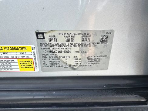 Used 2017 Chevrolet Traverse LT FWD image 34