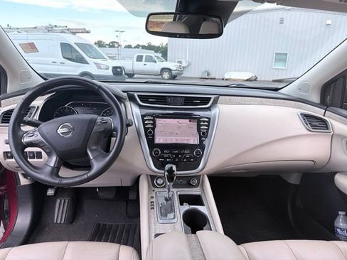 Used 2021 Nissan Murano SL FWD image 12