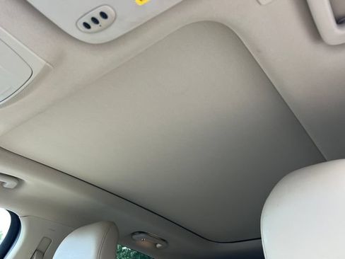 Used 2019 Ford Edge SEL w/ Equipment Group 201A AWD/4WD image 6