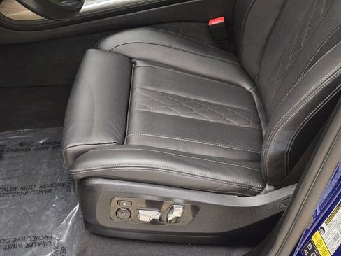 Used 2024 BMW ALPINA XB7 image 36