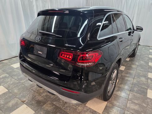 Used 2020 Mercedes-Benz GLC 300 4MATIC w/ Parking Assistance Package image 5