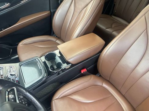 Used 2023 Lincoln Nautilus Reserve AWD/4WD image 18