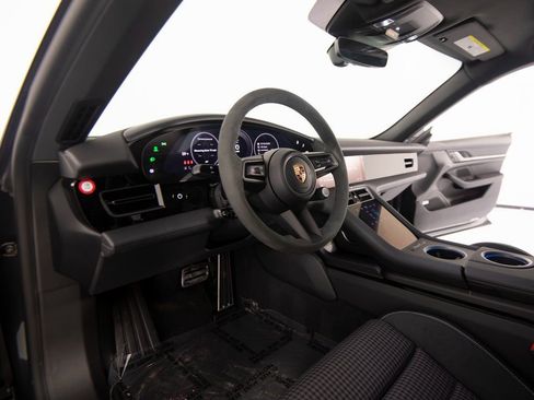 New 2026 Porsche Taycan 4S image 4