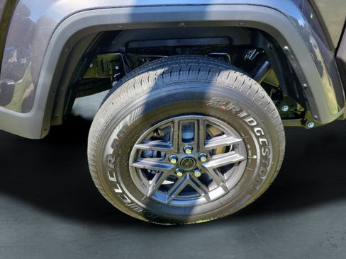 New 2025 Jeep Gladiator Sport AWD/4WD image 14