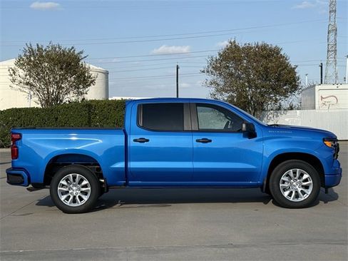 New 2026 Chevrolet Silverado 1500 Custom image 3