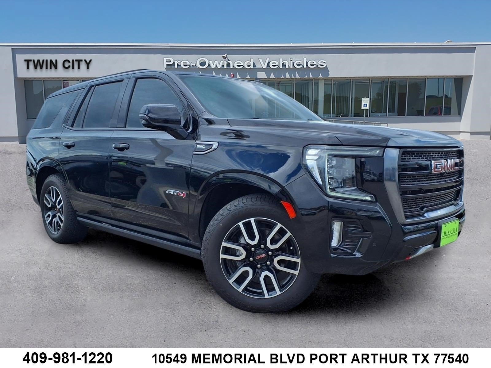 Used 2023 GMC Yukon AT4 AWD/4WD image 1
