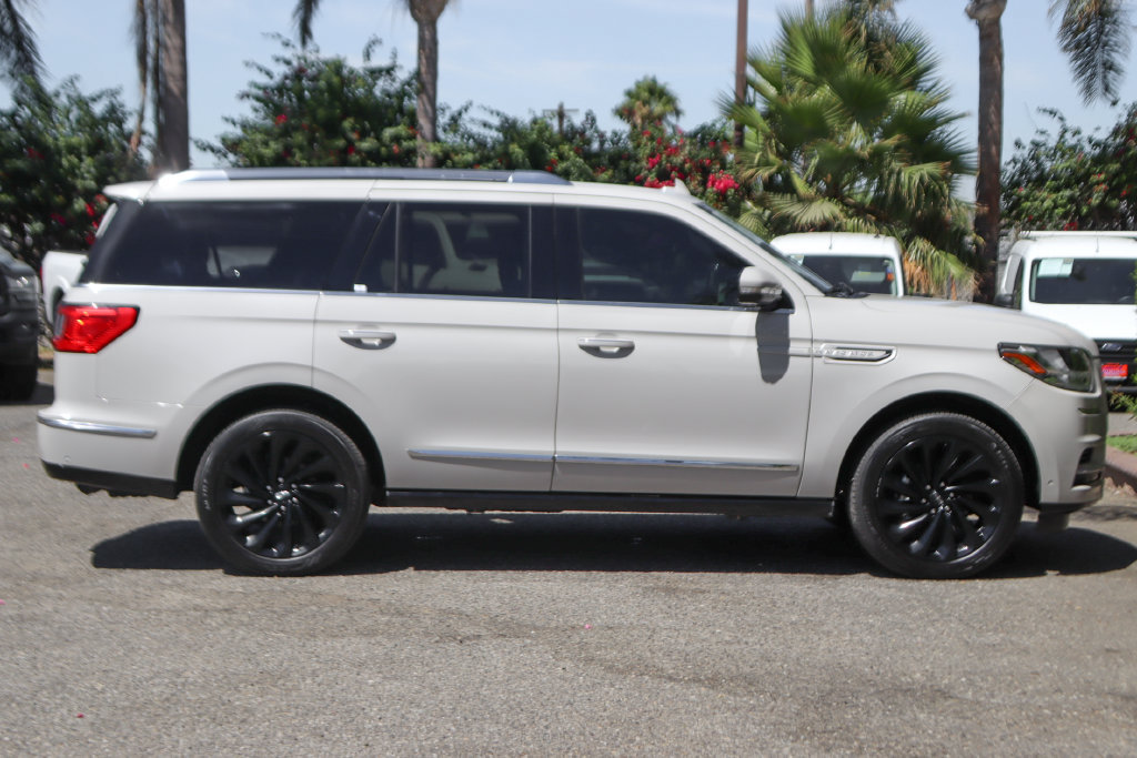 Used 2020 Lincoln Navigator Reserve w/ Equipment Group 208A Reserve AWD/4WD image 13