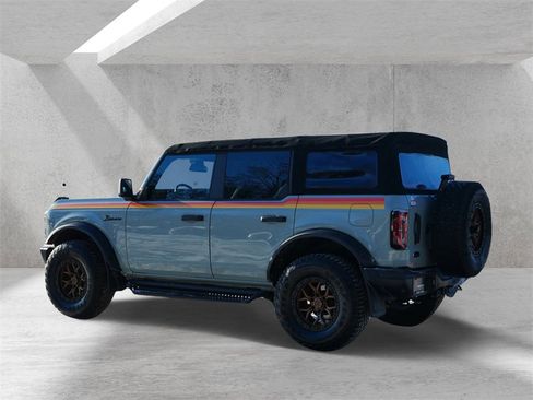 Certified 2022 Ford Bronco Badlands w/ Sasquatch Package image 5